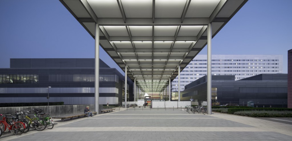 The Hospital of the Wolfgang von Goethe University in Frankfurt received an award in the Design for Conversion or Infill section