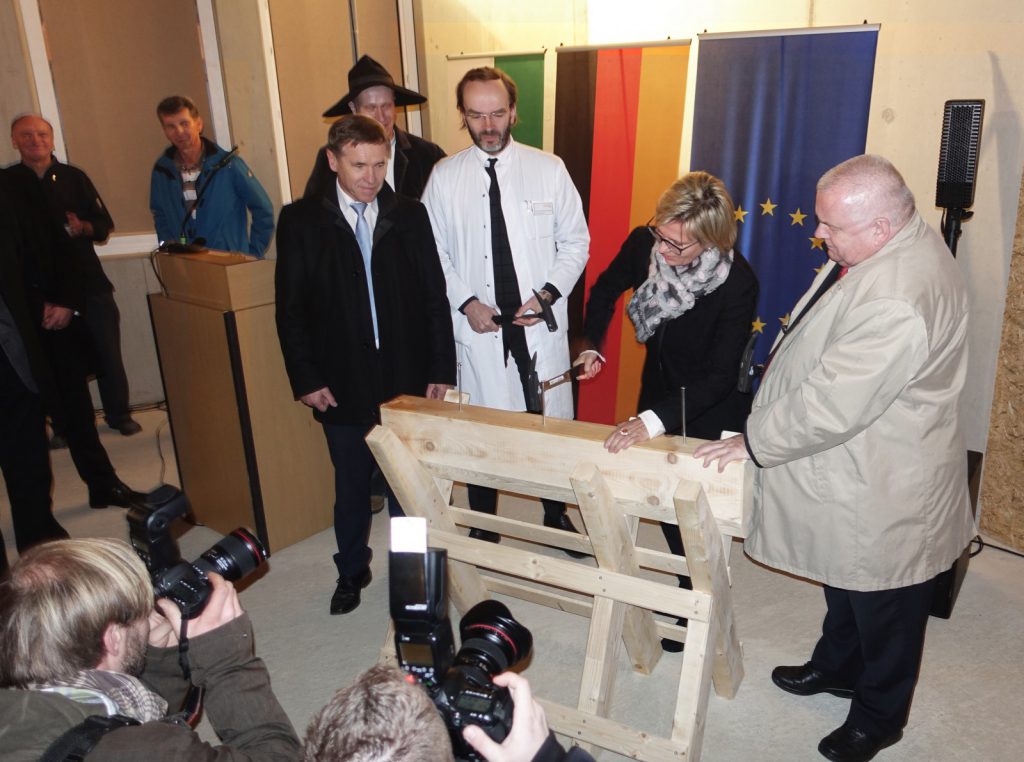 Notamment avec : Prof. Peter Schönknecht, Barbara Klepsch, Volker Klepsch